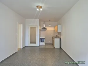 Pronájem bytu 2+1, Praha - Letňany, Zlonická, 48 m2