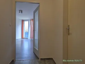 Pronájem bytu 2+1, Praha - Letňany, Zlonická, 48 m2