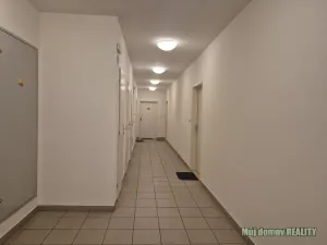 Pronájem bytu 2+1, Praha - Letňany, Zlonická, 48 m2