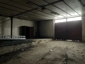 Pronájem skladu, Buštěhrad, 925 m2