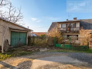 Prodej rodinného domu, Hluboš, 220 m2