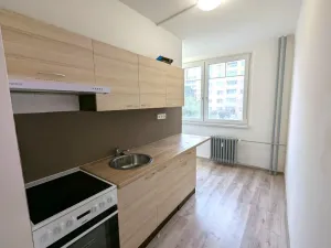 Pronájem bytu 3+1, Klášterec nad Ohří, Školní, 82 m2
