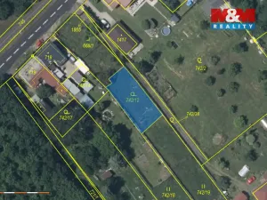 Prodej zahrady, Lom, 330 m2