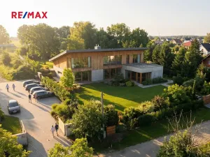 Prodej komerčního pozemku, Hřebeč, 1670 m2