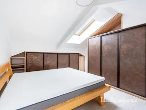 Pronájem bytu 2+kk, Praha - Lochkov, U sladovny, 63 m2