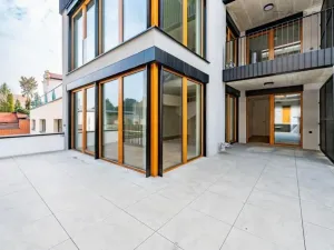 Pronájem bytu 2+kk, Praha - Břevnov, Bělohorská, 111 m2