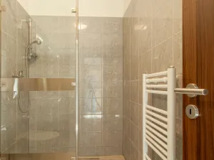 Prodej ubytování, Horní Stropnice - Chlupatá Ves, 288 m2