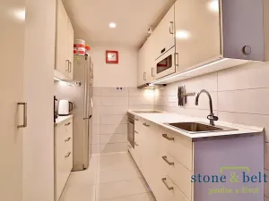 Pronájem bytu 2+kk, Praha - Kamýk, Smotlachova, 43 m2