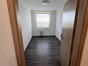Pronájem bytu 2+kk, Kralupy nad Vltavou, sídl. U Cukrovaru, 42 m2