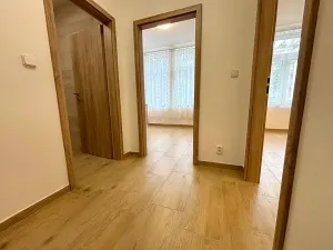 Pronájem bytu 1+1, Praha - Košíře, Holečkova, 35 m2