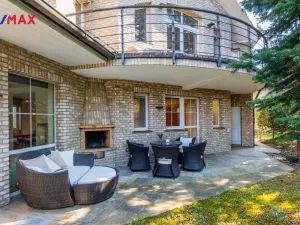 Prodej kanceláře, Praha, U zahrádek, 433 m2