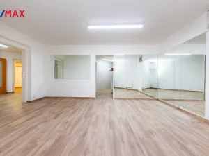 Prodej kanceláře, Praha, U zahrádek, 433 m2