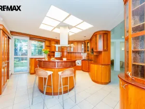 Prodej rodinného domu, Praha, U zahrádek, 433 m2