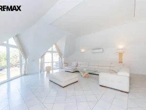 Prodej rodinného domu, Praha, U zahrádek, 433 m2