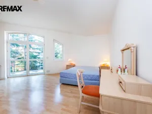 Prodej rodinného domu, Praha, U zahrádek, 433 m2