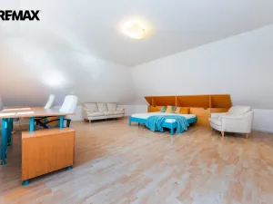Prodej rodinného domu, Praha, U zahrádek, 433 m2