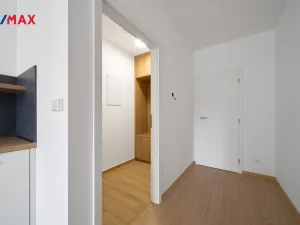 Pronájem bytu 1+kk, Hradec Králové - Pražské Předměstí, Blažíčkovo náměstí, 30 m2