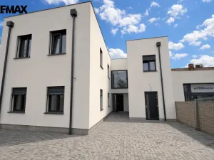 Pronájem bytu 3+kk, Hradec Králové - Pražské Předměstí, Blažíčkovo náměstí, 57 m2
