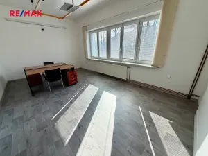 Pronájem kanceláře, Uherské Hradiště, Stojanova, 24 m2