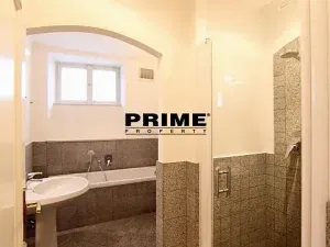 Pronájem bytu 2+1, Praha - Malá Strana, Vlašská, 73 m2