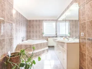 Prodej rodinného domu, Děčín, Thunská, 140 m2