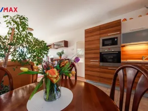 Prodej bytu 3+kk, Popůvky, Horní, 73 m2