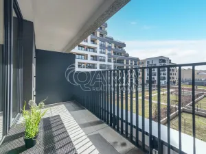 Pronájem bytu 1+kk, Praha - Hloubětín, Poděbradská, 39 m2