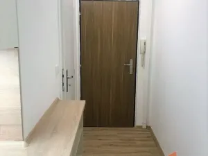 Pronájem bytu 1+kk, Hradec Králové, třída Edvarda Beneše, 30 m2