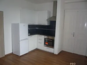 Pronájem bytu 2+kk, Kladno, Jeronýmova, 42 m2
