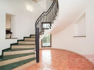 Pronájem rodinného domu, Praha - Nebušice, Druhého odboje, 390 m2