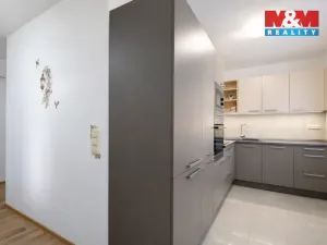 Prodej bytu 3+kk, Benešov, Hráského, 66 m2