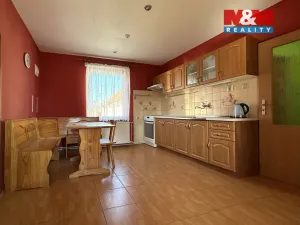 Prodej rodinného domu, Měšice, U školky, 118 m2