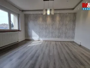 Pronájem bytu 3+1, Český Těšín, Komenského, 65 m2