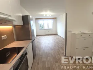 Pronájem bytu 2+kk, Chrudim - Chrudim IV, Na Větrníku, 52 m2