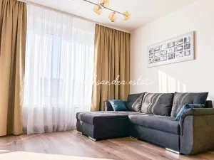 Pronájem bytu 2+kk, Praha - Vysočany, Střídavá, 52 m2