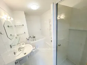 Pronájem bytu 2+1, Znojmo, Vídeňská třída, 60 m2