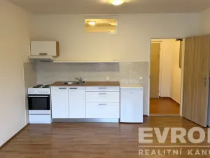 Pronájem bytu 1+kk, Vrchlabí, Českých bratří, 32 m2