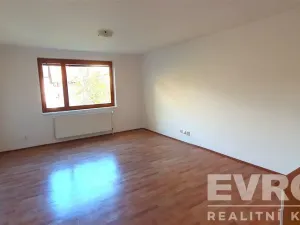 Pronájem bytu 1+kk, Vrchlabí, Českých bratří, 32 m2