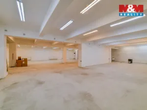 Pronájem obchodního prostoru, Cheb, Svobody, 260 m2