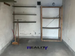 Pronájem garáže, Žatec, Plzeňská, 18 m2