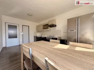 Pronájem bytu 3+1, Vracov, náměstí Míru, 107 m2