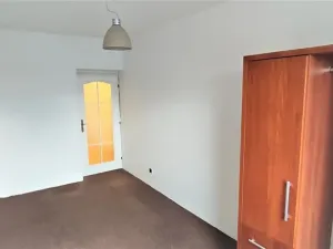 Pronájem bytu 3+1, Hradec Králové, Pod Strání, 80 m2