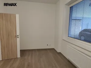 Pronájem bytu 2+kk, Karlovy Vary, Moskevská, 70 m2