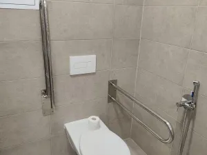 Pronájem bytu 2+kk, Karlovy Vary, Moskevská, 70 m2