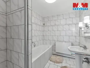 Prodej rodinného domu, Zvoleněves, 243 m2