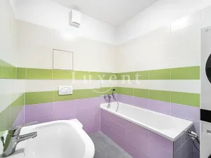 Prodej bytu 2+kk, Praha - Čakovice, Tryskovická, 62 m2