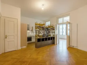 Pronájem bytu 3+1, Praha - Josefov, Pařížská, 138 m2