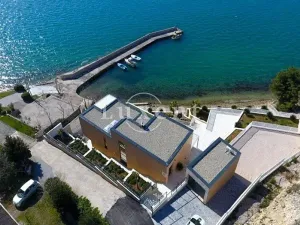 Prodej vily, Zadar, Chorvatsko, 357 m2