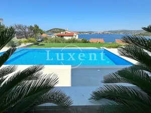 Prodej vily, Rogoznica, Chorvatsko, 280 m2