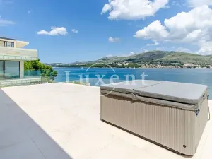 Prodej vily, Trogir, Chorvatsko, 349 m2